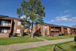 904 University Oaks Blvd, Unit 145 in College Station, TX - Building Photo
