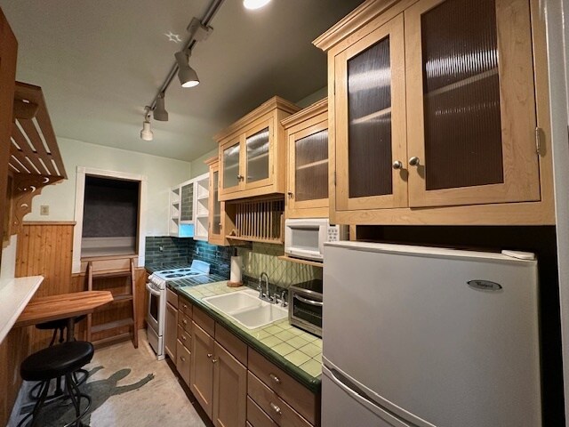 10260 Donner Pass Rd in Truckee, CA - Foto de edificio