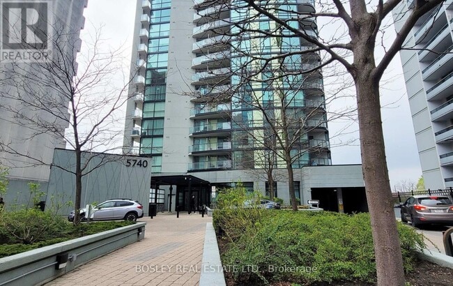 property at 5740 Yonge St