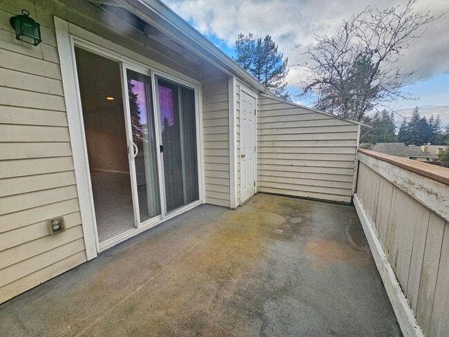 5030 212th St SW in Mountlake Terrace, WA - Building Photo - Building Photo