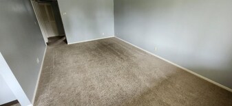 828 E St in Fairbury, NE - Building Photo