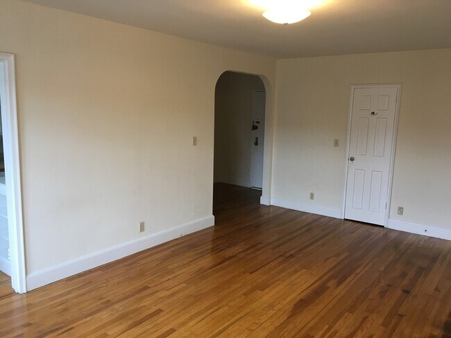 20 Concord Ave, Unit 314 in Cambridge, MA - Building Photo - Building Photo