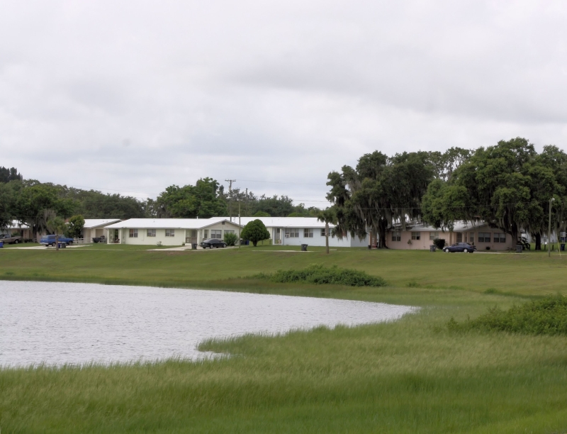 Lakeside Park II in Avon Park, FL - Building Photo