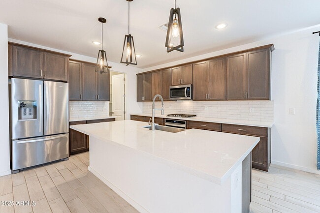 34074 Beeblossom Trl in San Tan Valley, AZ - Building Photo - Building Photo