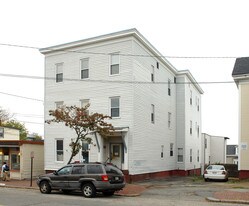 145 Cumberland Ave in Portland, ME - Building Photo