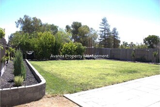 4366 N Gorma Ave in Fresno, CA - Foto de edificio - Building Photo