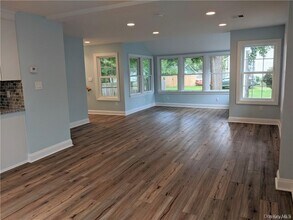 22 Wheeler Ave in Warwick, NY - Building Photo - Building Photo