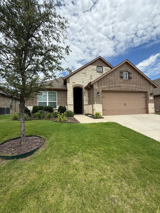 property at 1565 Stanchion Wy