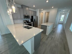 994 Teal Crk Dr in St. Cloud, FL - Building Photo - Building Photo