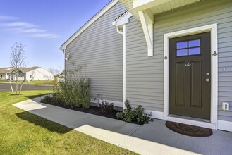 22 Horizon Dr in Millbury, MA - Building Photo - Building Photo