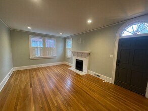 1421 Fairview Dr in Columbia, SC - Building Photo - Building Photo