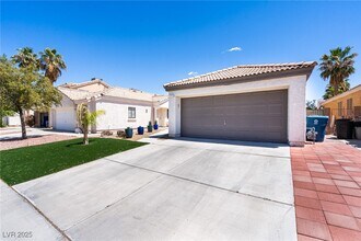 7218 Nordic Lights Dr in Las Vegas, NV - Building Photo - Building Photo