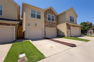 1504 Aldra Dr in Fort Worth, TX - Foto de edificio - Building Photo