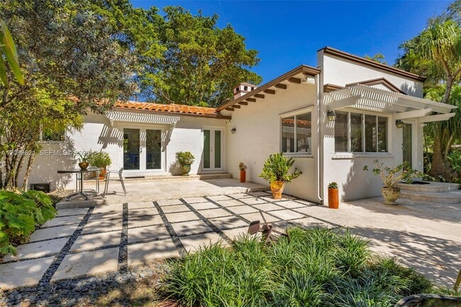 property at 482 NE 93rd St