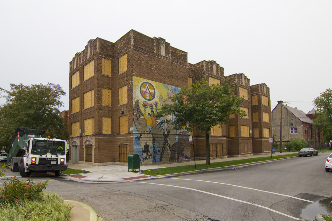 1456 N Rockwell St in Chicago, IL - Foto de edificio