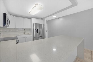 1750 W 46th St in Hialeah, FL - Building Photo - Building Photo