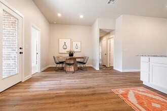 7213 37th St in Lubbock, TX - Building Photo - Building Photo