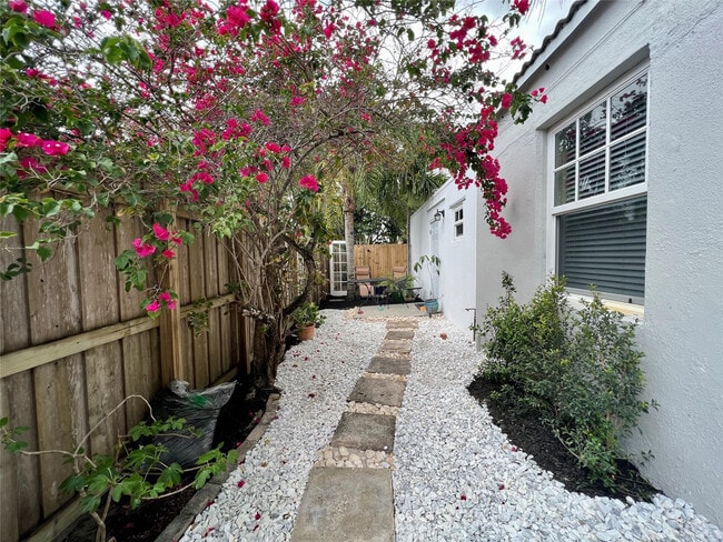 819 SW 9th Terrace in Fort Lauderdale, FL - Building Photo - Building Photo