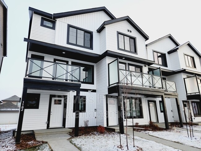 property at 1182 Aster Blvd