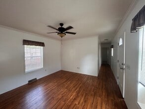 28 Oak Tree Ln in Elkton, MD - Building Photo - Building Photo