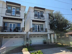 1516 Amundsen St in Houston, TX - Building Photo