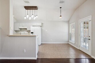 13101 Evergreen Dr in Fort Worth, TX - Building Photo - Building Photo