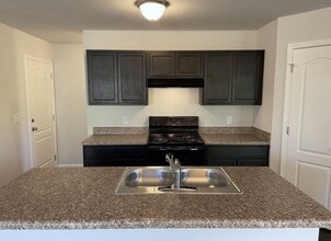 4018 Gibb Ct in Winston-Salem, NC - Building Photo - Building Photo