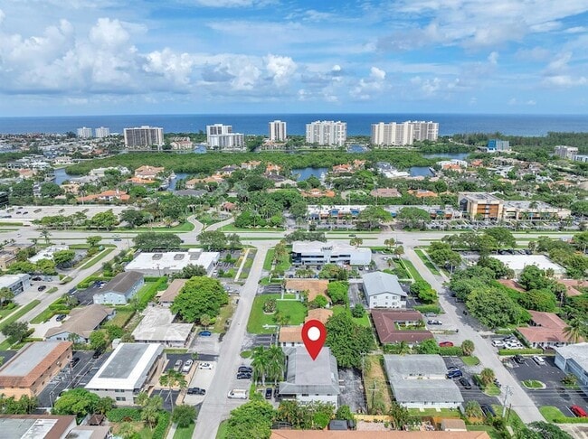 520 NE 45th St in Boca Raton, FL - Building Photo - Building Photo