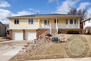 1624 N 126th St in Omaha, NE - Building Photo