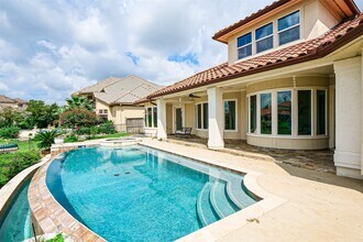 19027 Crescent Bay Dr in Houston, TX - Building Photo - Building Photo