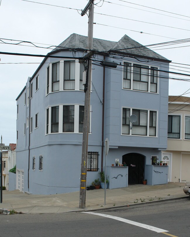 795-797 42nd Ave in San Francisco, CA - Foto de edificio - Building Photo