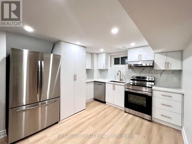 property at 65 Dewlane Dr