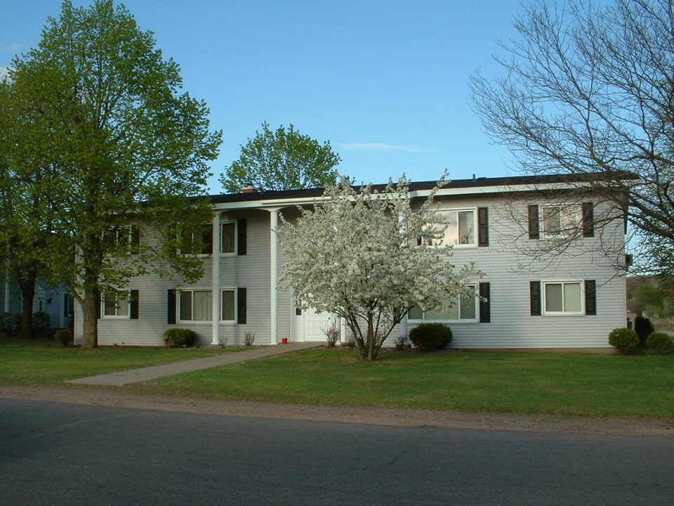 Park Ridge in Schofield, WI - Building Photo