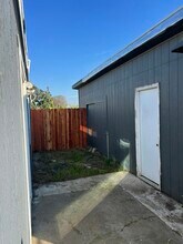 8572 German Dr in Sacramento, CA - Building Photo - Building Photo