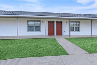 Devonshire Apartments in Shreveport, LA - Building Photo - Building Photo