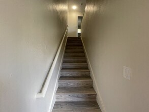 861 Ala Lilikoi St in Honolulu, HI - Building Photo - Building Photo