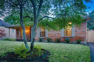 6943 Winchester St in Dallas, TX - Building Photo - Building Photo