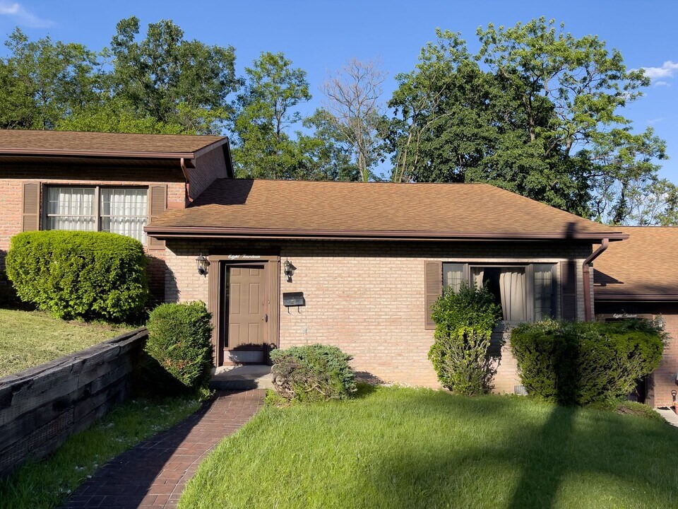 816-816 Highland Ave in Cumberland, MD - Building Photo