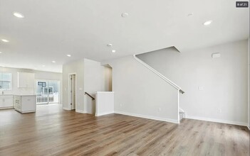 5 E Front St in Bridgeport, PA - Building Photo - Building Photo