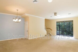 14688 Summer Rose Way in Ft. Myers, FL - Foto de edificio - Building Photo