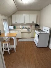 826 Cherry St in Oshkosh, WI - Building Photo - Building Photo