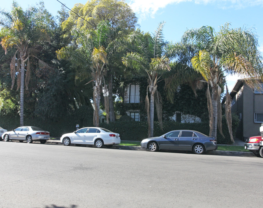 1833 Garfield Pl in Los Angeles, CA - Foto de edificio