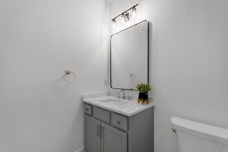 1260 Lullwater Park Cir in Atlanta, GA - Building Photo - Building Photo