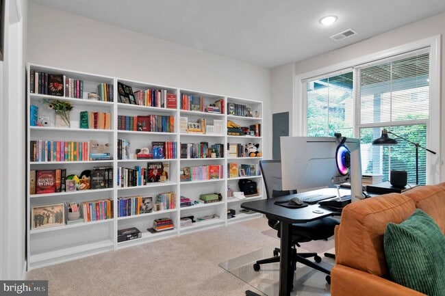 7203 Mountaineer Dr in Alexandria, VA - Building Photo - Building Photo