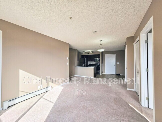 12035-12022 22 Ave SW in Edmonton, AB - Building Photo - Building Photo