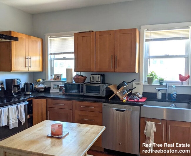 41 Belknap St, Unit 2