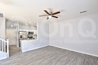 1543 S Longspur Ln in Gilbert, AZ - Building Photo - Building Photo