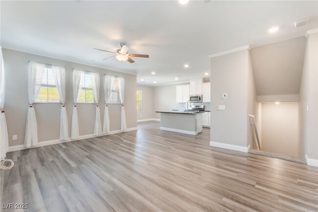 property at 161 Lomita Heights Dr