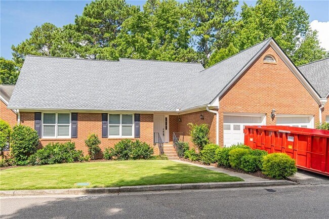 27 S Riversong Ln in Alpharetta, GA - Building Photo - Building Photo