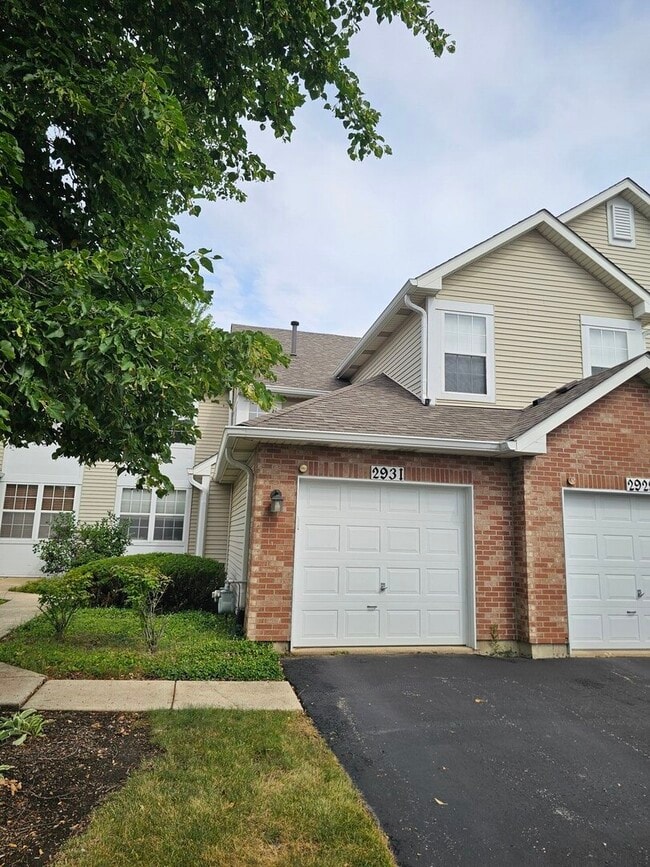 2931 Stockton Ct
